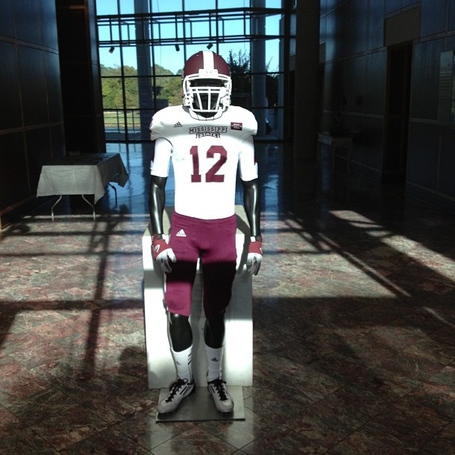 4741f6041c8b11e2bb3522000a1fb076_7_medium